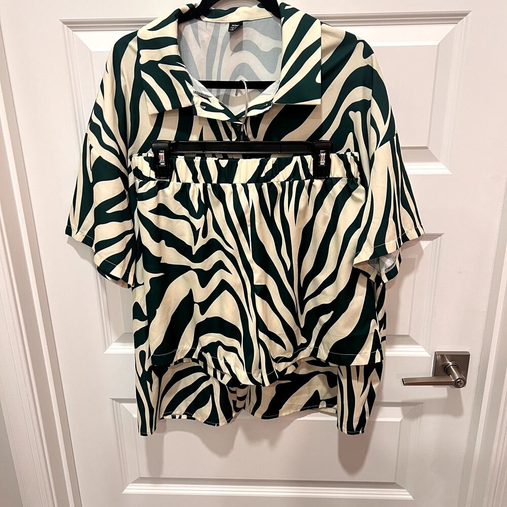 XL Green & Cream Zebra Print 2 Piece Set Summer Wedding Guest Resort Coastal